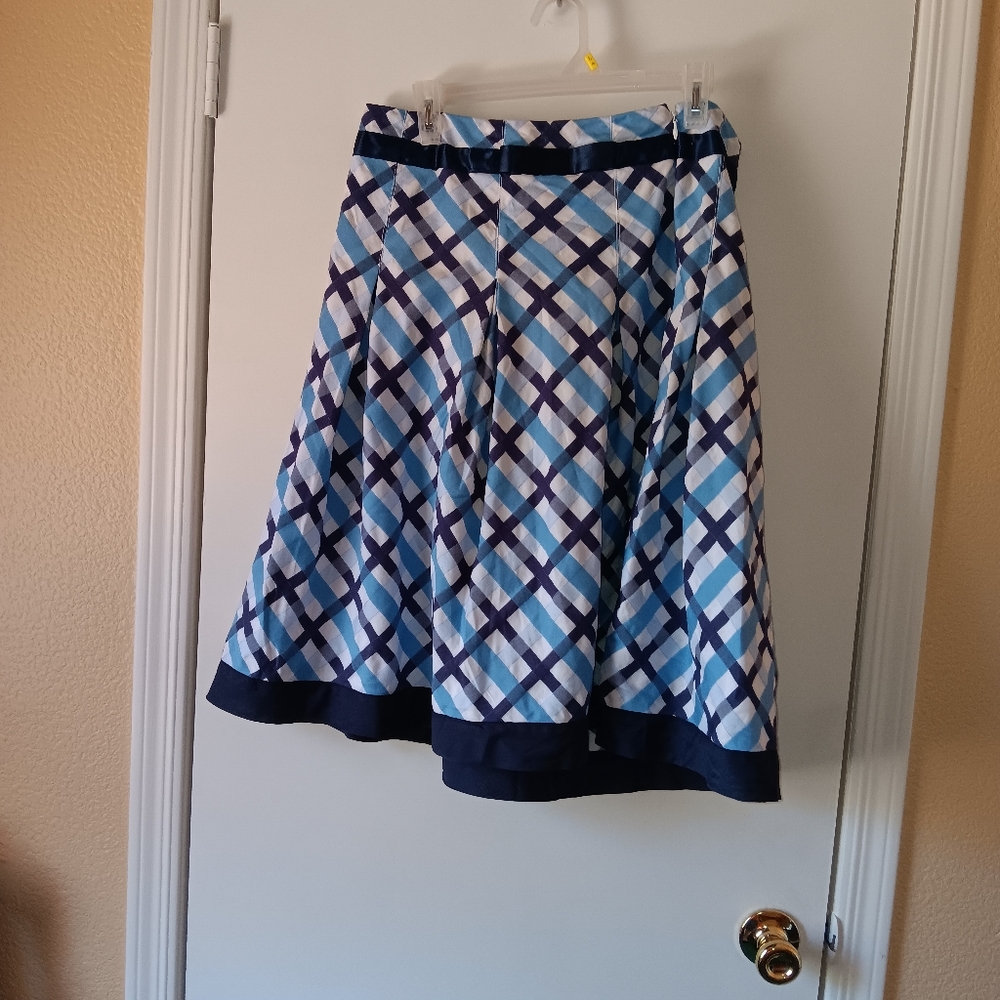 Flouncy light blue and navy plaid skirt by Tommy Hilfiger SIZE 12
